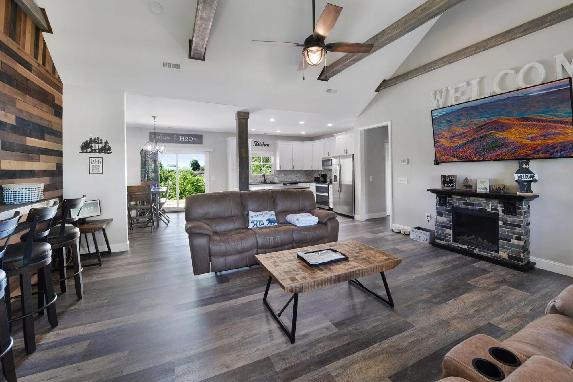 H2Oasis Incredible Pool Retreat With Mountains Views! Villa Sevierville Luaran gambar